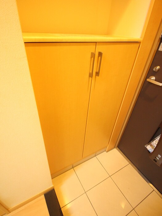 物件内観写真15　(靴箱)