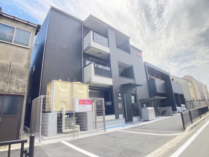 物件外観写真2　(外観写真)