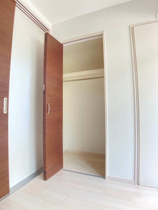 物件内観写真14　(収納)