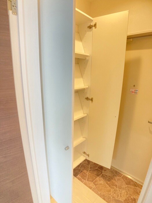 物件内観写真16　(靴箱)
