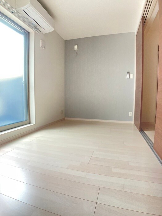 物件内観写真21　(居室)