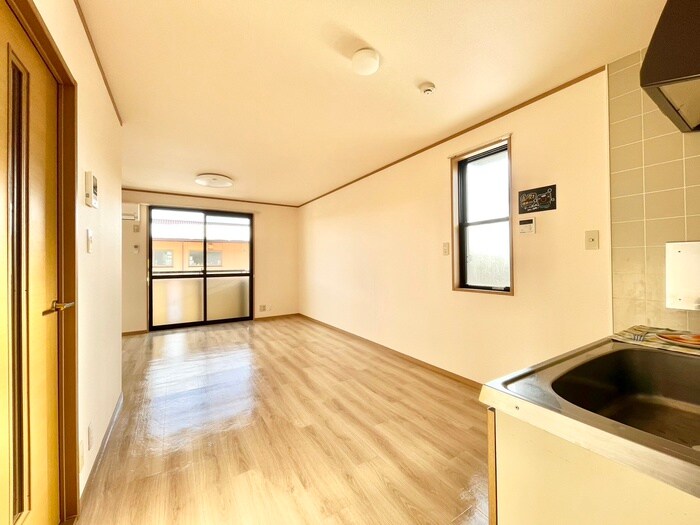 物件内観写真9　(居室)