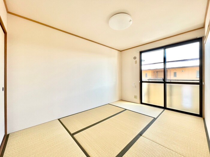 物件内観写真12　(居室)