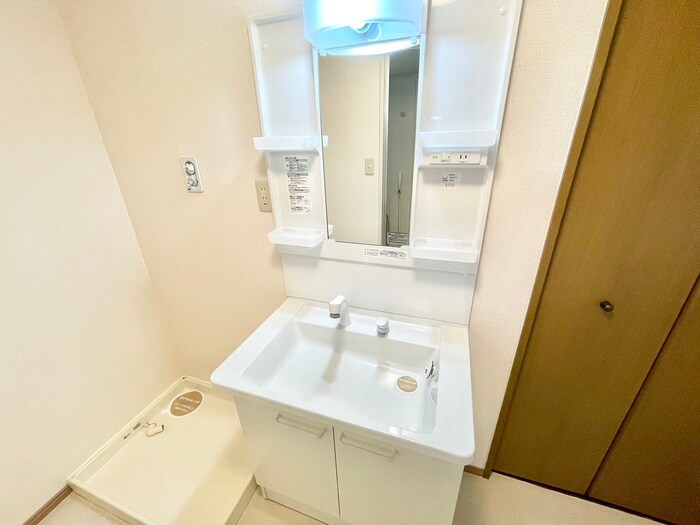 物件内観写真16　(洗面)