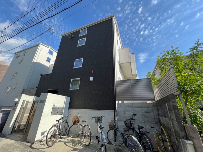 物件外観写真1　(建物設備)