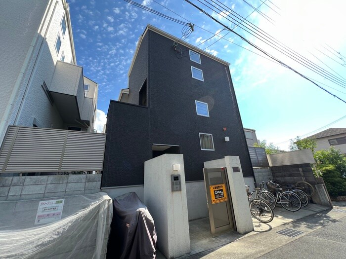 物件外観写真4　(外観写真)