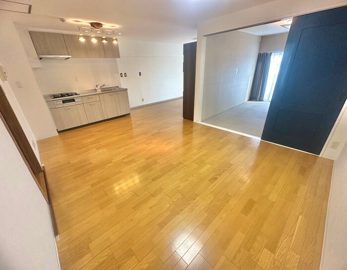 物件内観写真8　(居室)