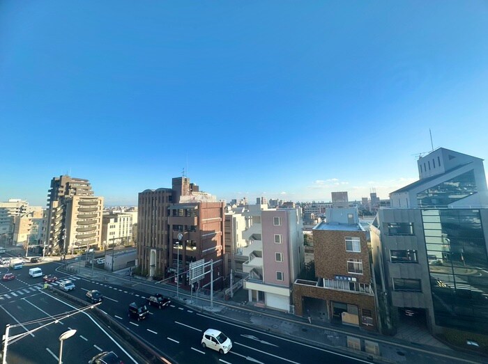 物件内観写真18　(室内からの展望)