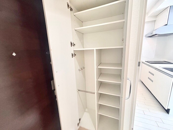 物件内観写真13　(靴箱)