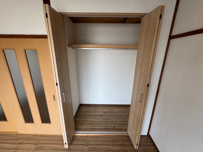 物件内観写真15　(収納)