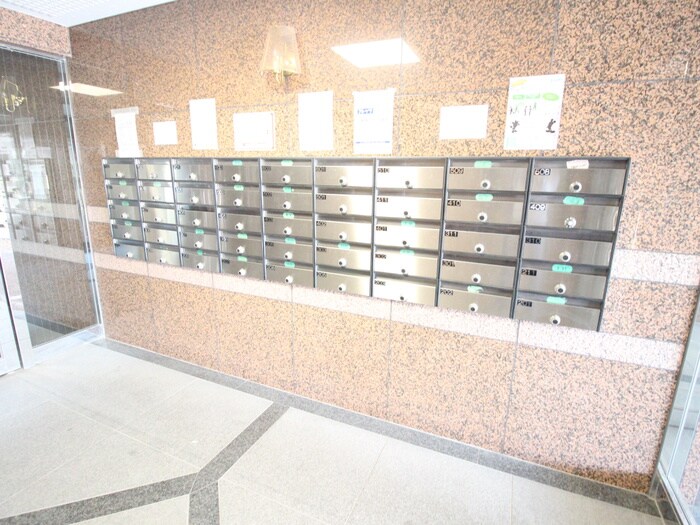 物件外観写真6　(建物設備)