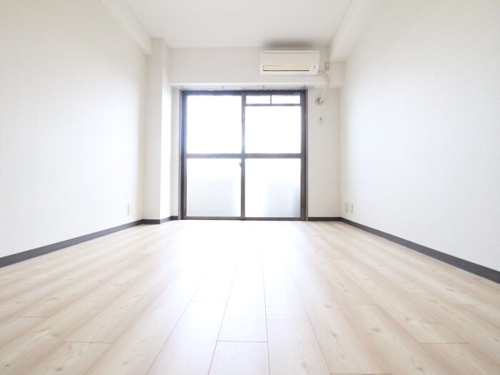 物件内観写真10　(居室)