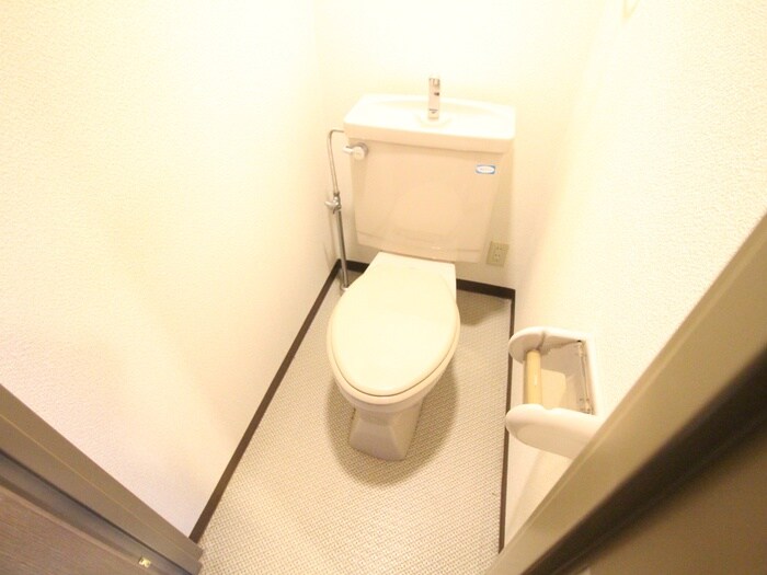 物件内観写真14　(トイレ)