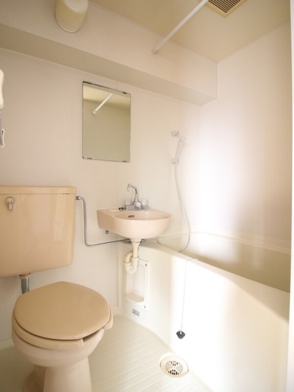 バス／シャワールーム等