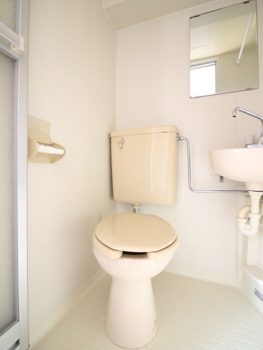 物件内観写真11　(トイレ)