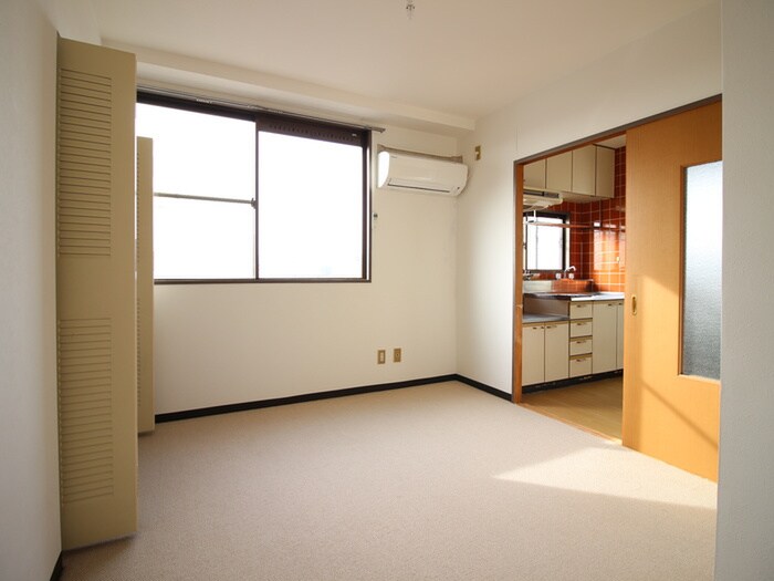 物件内観写真14　(居室)