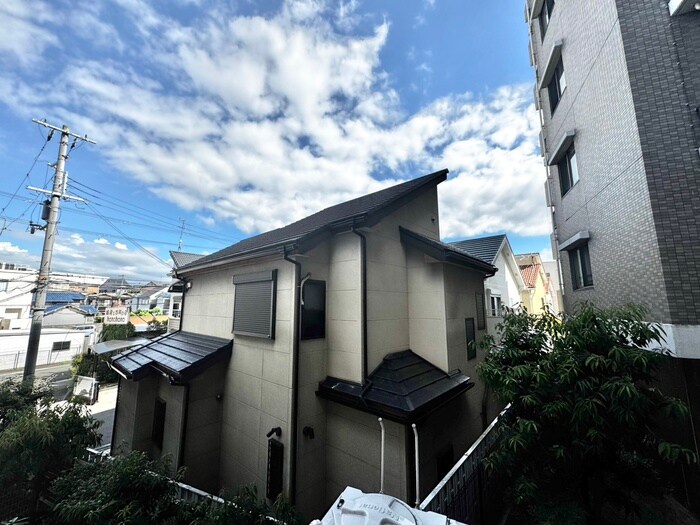 物件内観写真21　(室内からの展望)