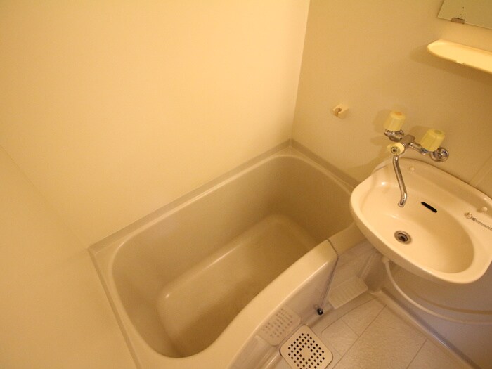 物件内観写真12　(バス／シャワールーム等)