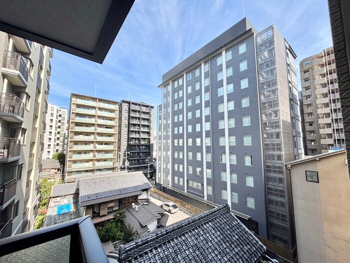 物件内観写真15　(室内からの展望)