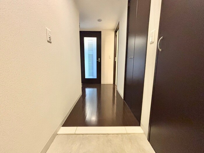 物件内観写真19　(廊下)