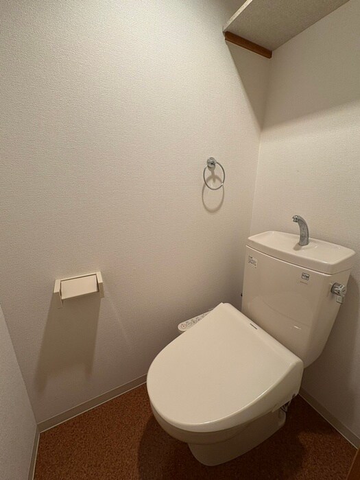 物件内観写真12　(トイレ)