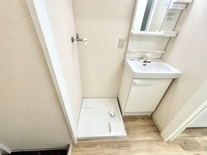 物件内観写真13　(洗濯機置場)