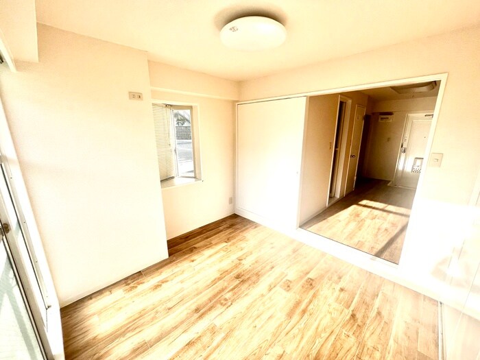 物件内観写真13　(居室)