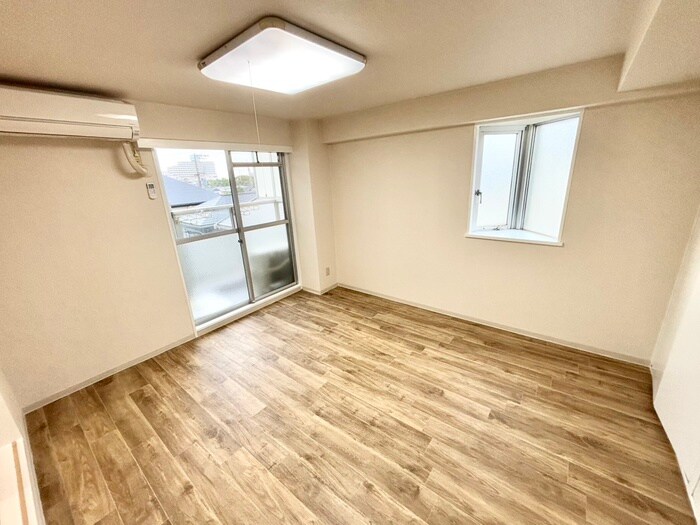 物件内観写真15　(居室)