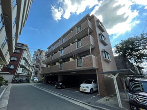 シャリオＨＡＺＡＭＡ外観写真