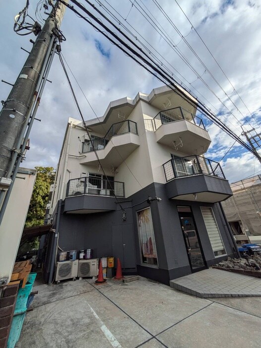 物件外観写真1　(外観写真)