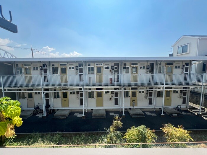 物件内観写真17　(室内からの展望)