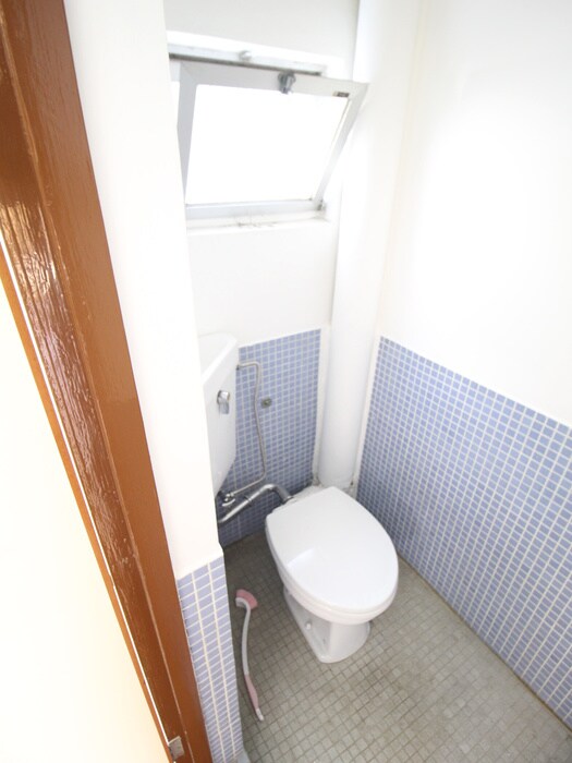 物件内観写真12　(トイレ)