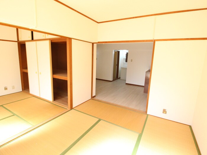 物件内観写真16　(居室)