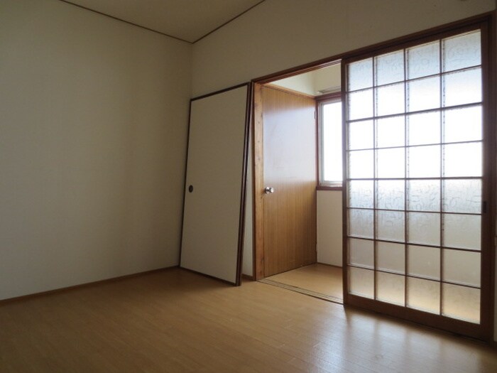 物件内観写真10　(居室)