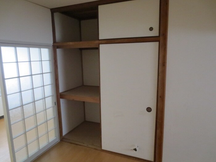 物件内観写真11　(収納)