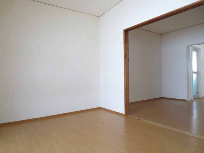 物件内観写真21　(居室)