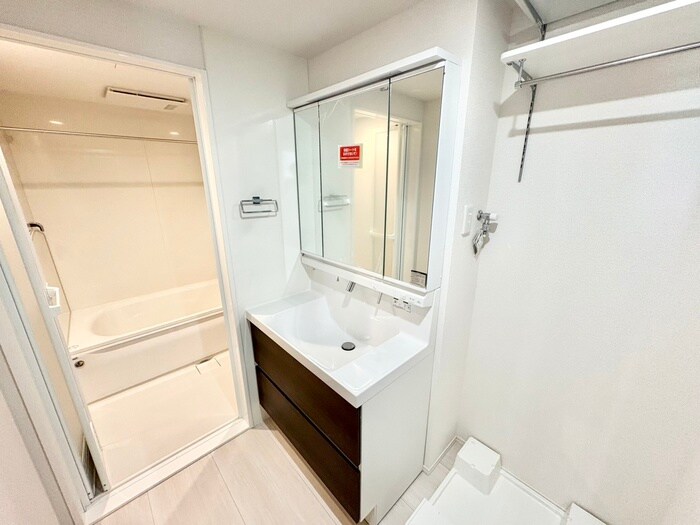 物件内観写真9　(洗面)