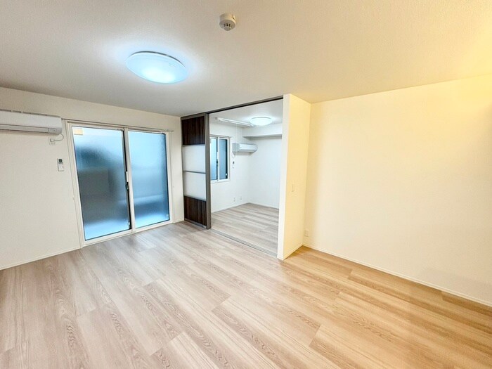 物件内観写真17　(廊下)