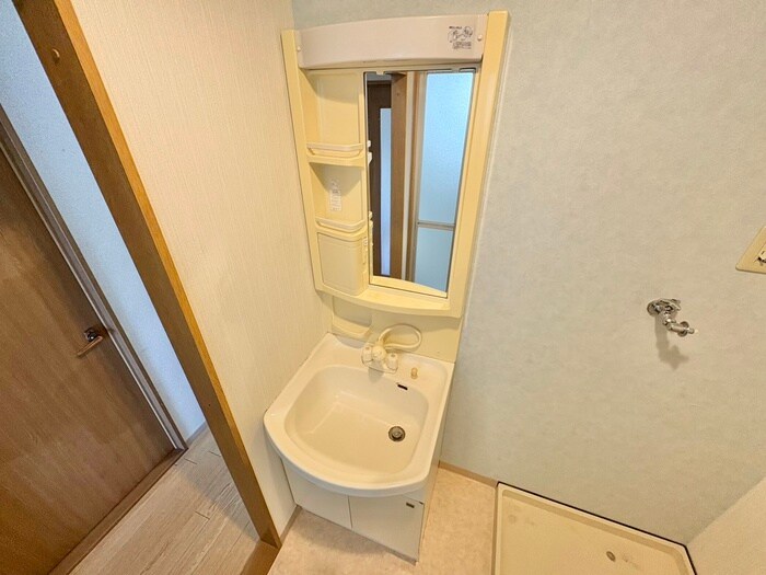 物件内観写真12　(洗面)