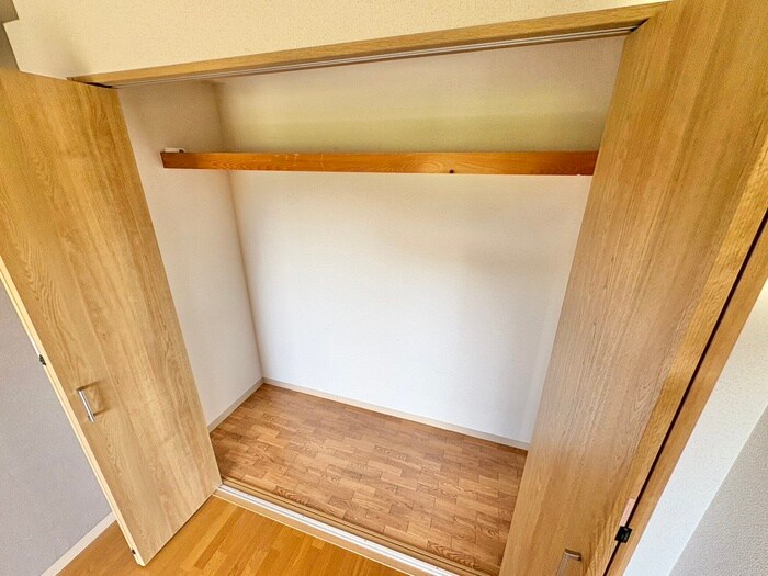物件内観写真18　(収納)