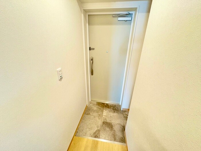 物件内観写真15　(玄関)