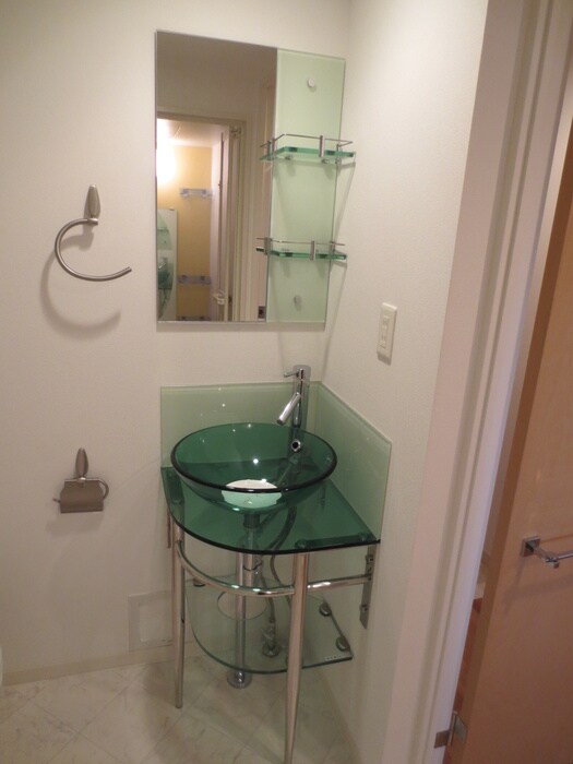 物件内観写真8　(洗面)