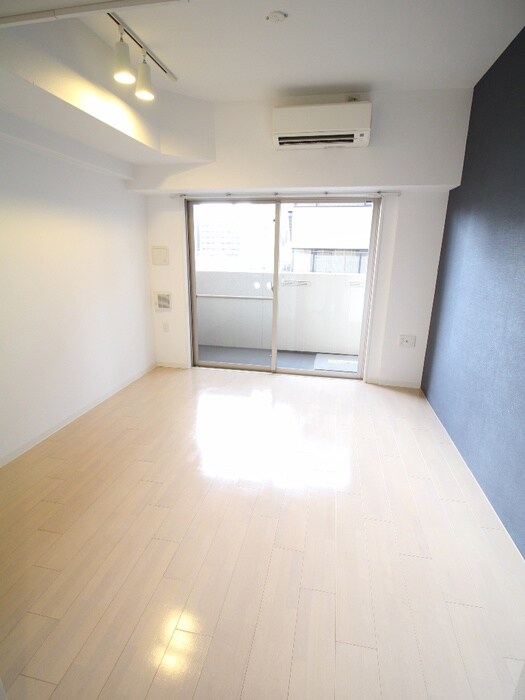 物件内観写真11　(居室)