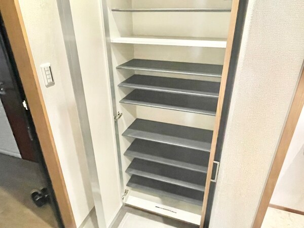 靴箱