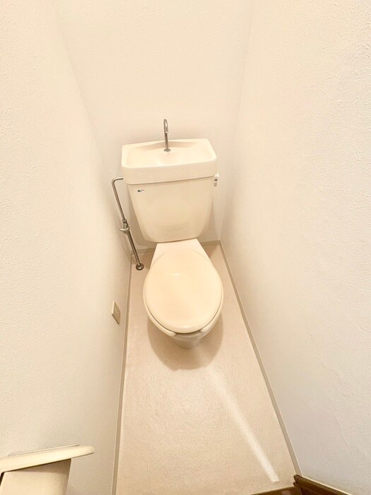 物件内観写真14　(トイレ)