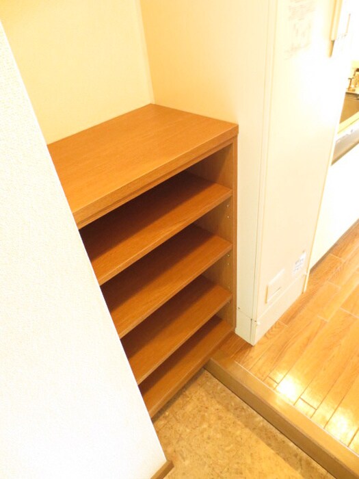 物件内観写真14　(靴箱)