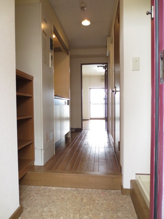 物件内観写真15　(廊下)