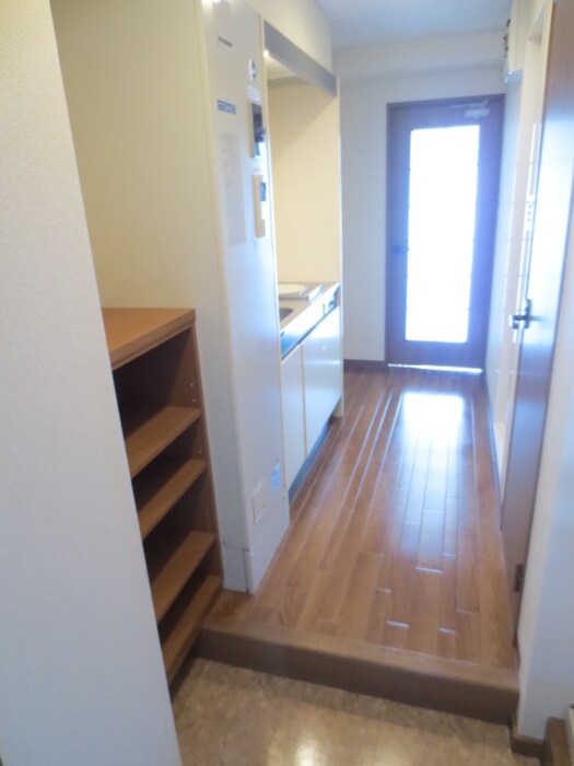 物件内観写真16　(廊下)