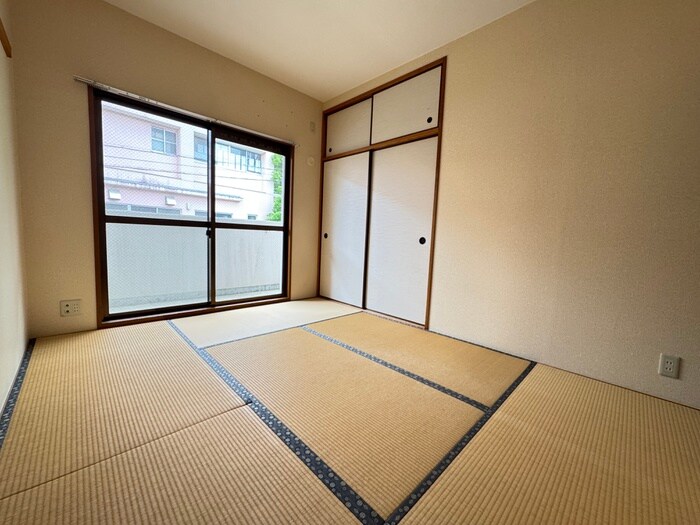 物件内観写真9　(居室)