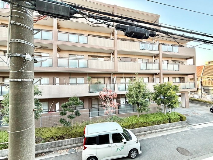 物件内観写真17　(室内からの展望)